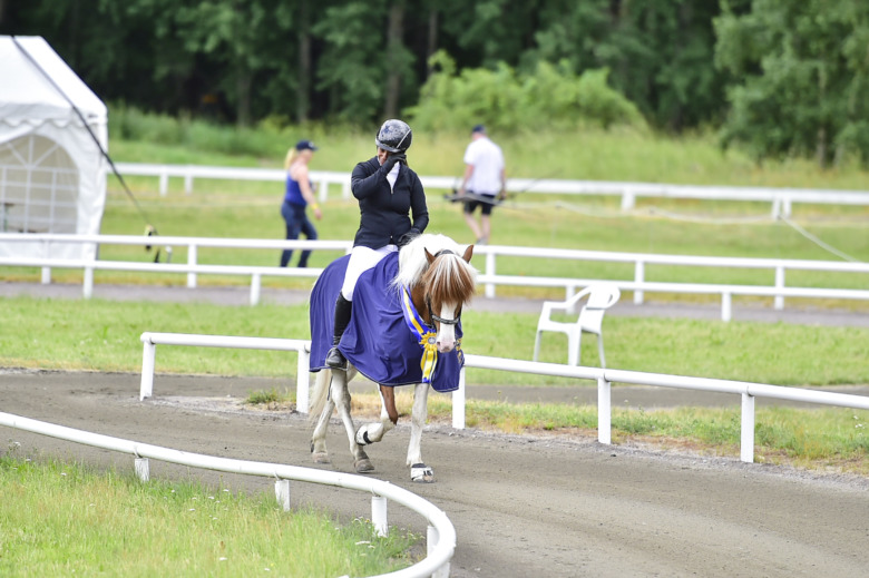 ”Jag är så tacksam över att de såg mig och min ridning”