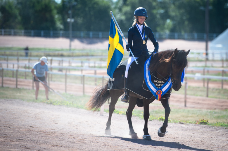 Guld till Lára och Alfur