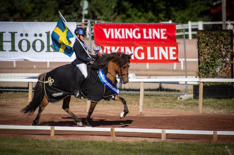 NM: Tekla Petersson och Vatnadís tar sitt andra NM-guld