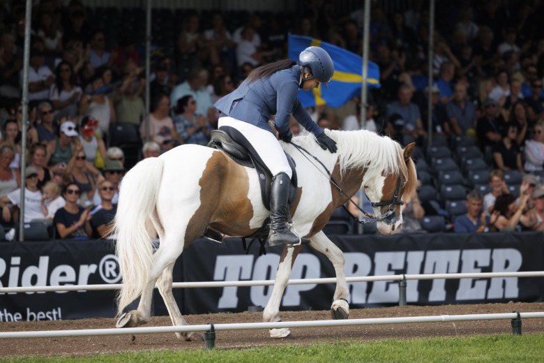 Jamila Berg Dibi och Lára Gardarsdottir Hesselman till a-final