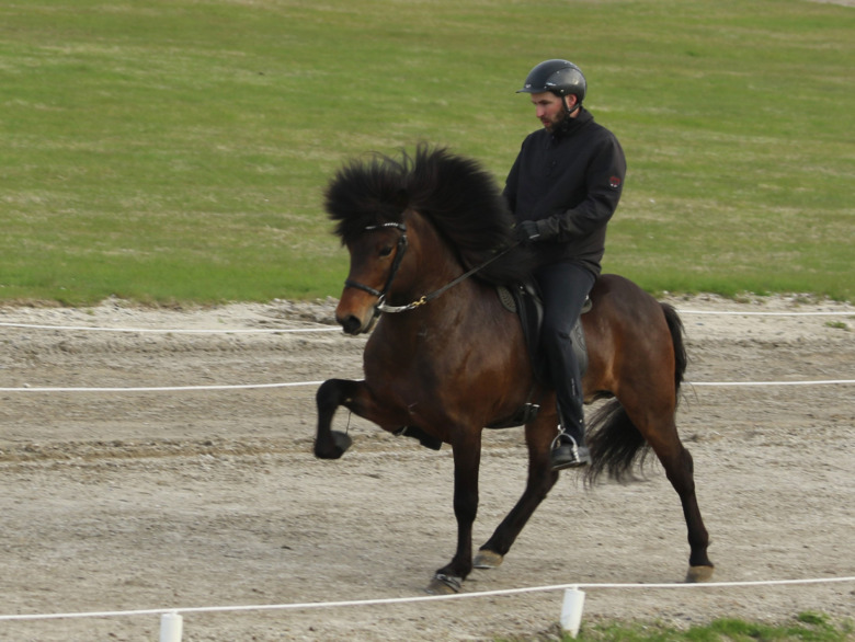 Spännande framtidslöfte till Caroline Agerhill