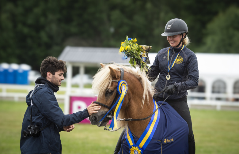 Landslagsryttarna har blivit föräldrar