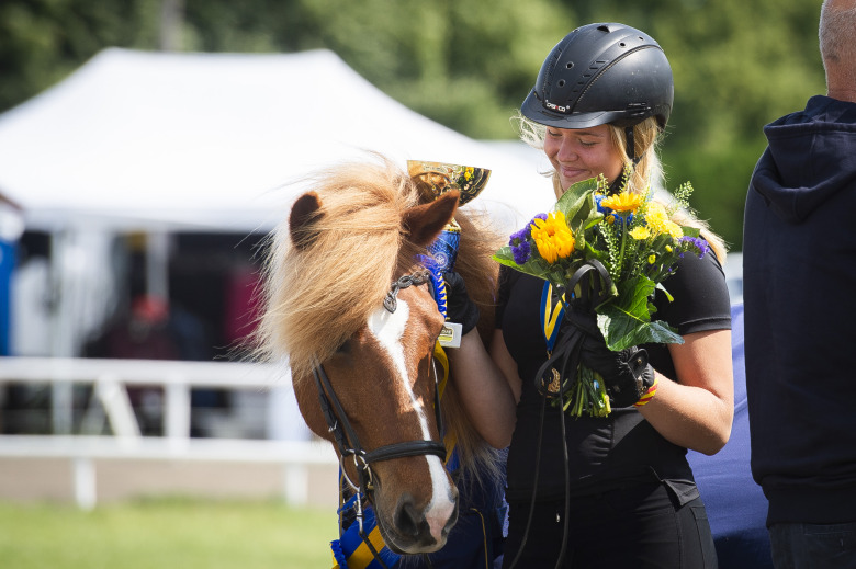 Stora framgångar på SM för Olivia Agerhill