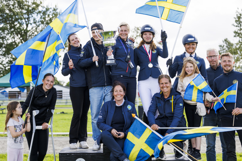 Landslagsledaren: “Handlar om att stötta ryttarna”