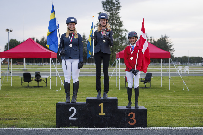 NM torsdag: Fem medaljer till Sverige