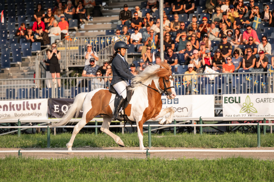 VM: Jamila Berg och Toppur till a-final i T1