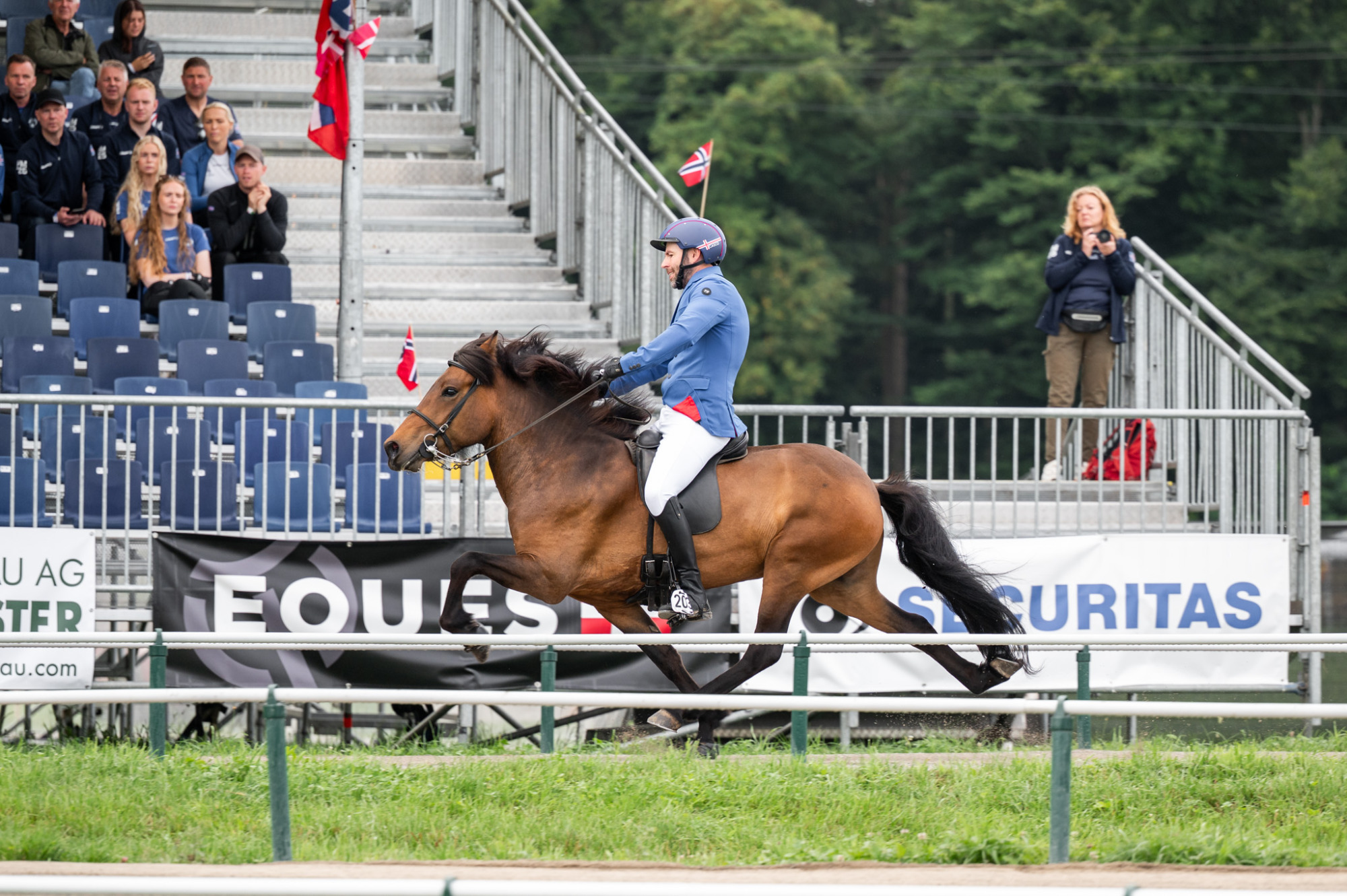 &Oacute;skastund Fr&aacute; Steinnesi