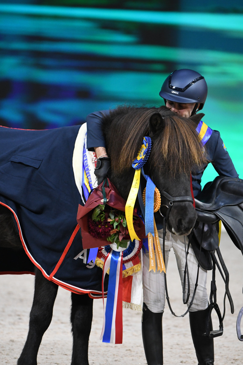 Ekipagen som aldrig släppte taget