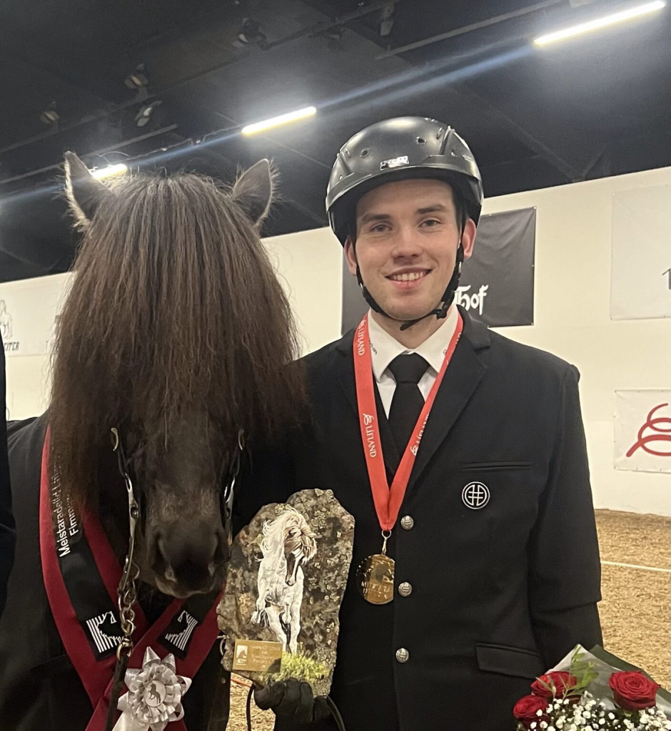 Kolla klippet: Jämnt i femgången i Meistaradeild