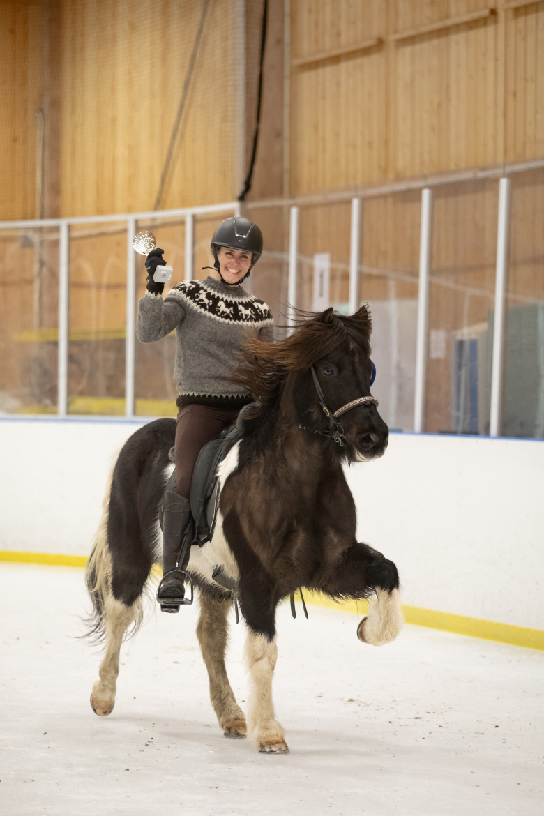 Gladur fortsätter locka ryttare till isen: ”Inte så ofta man får möjlighet”