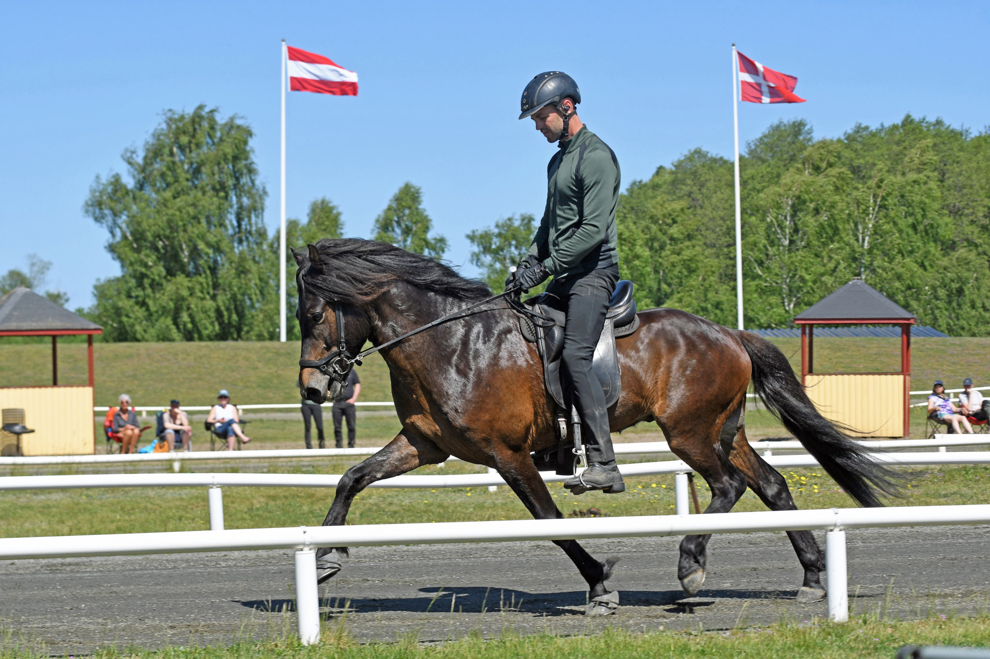 &Oacute;pus fra Starbakken (f -22, e Evert fra Slippen, u Mar&iacute;uerla fr&aacute; Kjarri) Caspar Logan Hegardt.