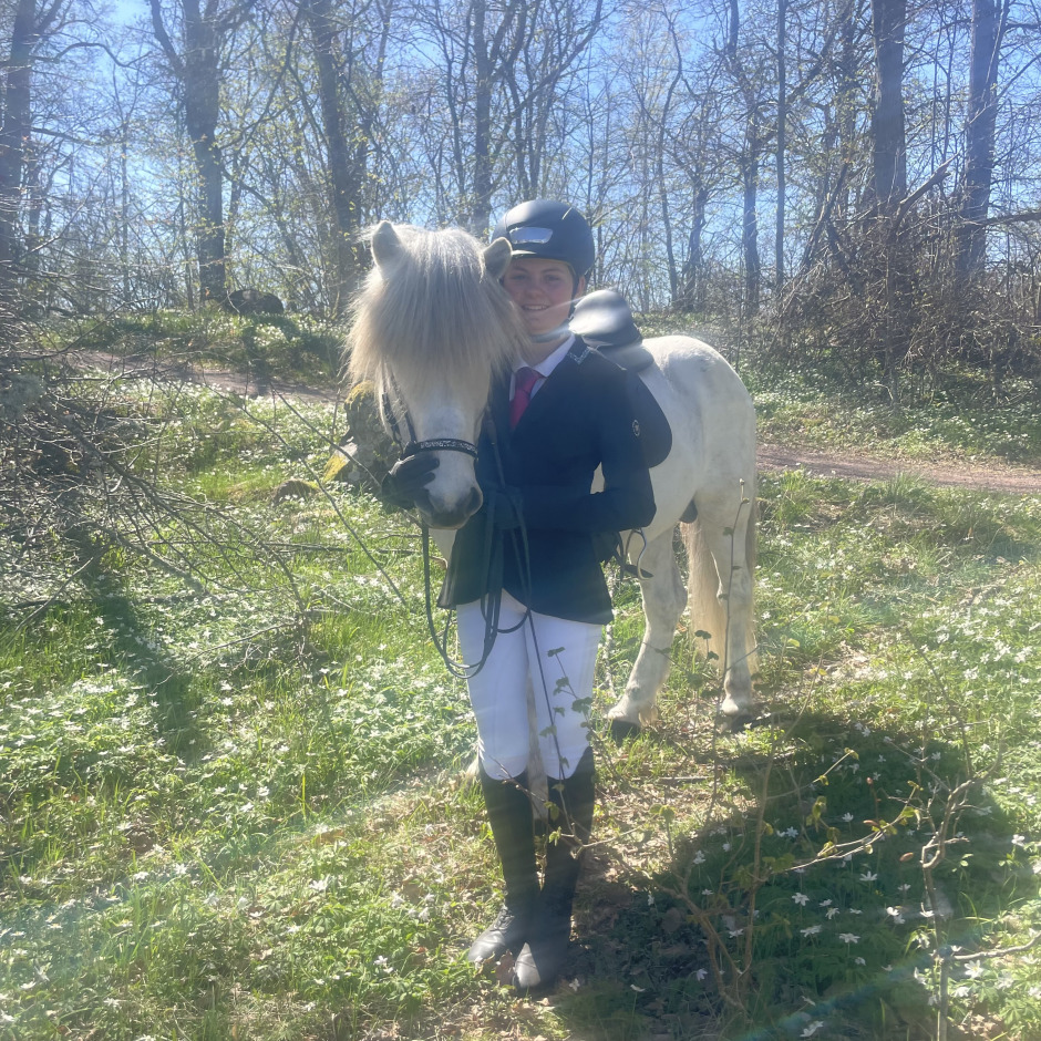 Junioren Ebba von Engeström satsar med VM-häst