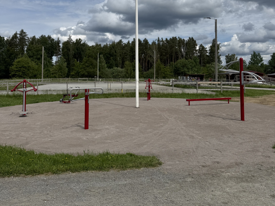 Islandshästförening satsar på ryttarhälsan – har byggt utegym