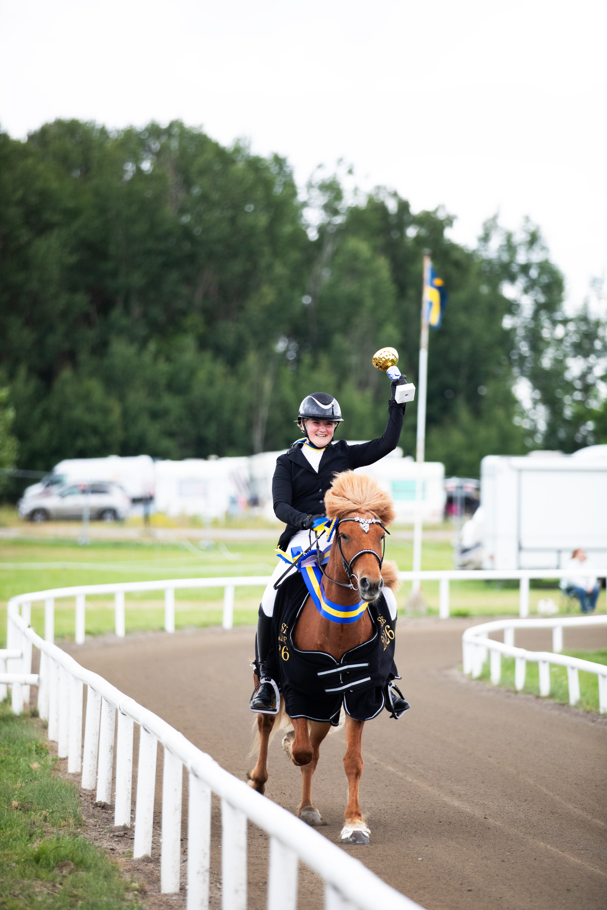 Molly öberg Lotus Från ödegården