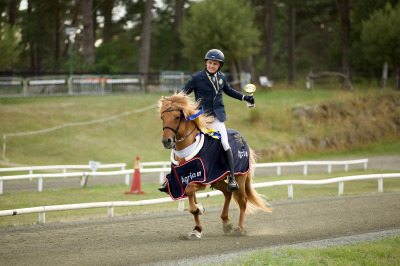 Svenskt medaljregn fortsätter – trippel i GDYA och dubbla medaljer i GDT