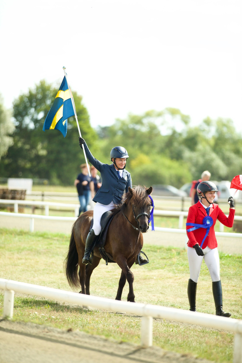 Svensk silverfest i fyrgången – fyra medaljer på tre finaler